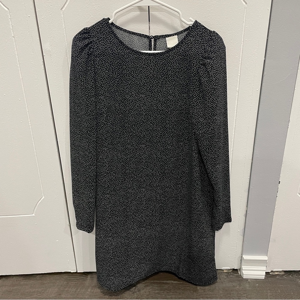 NWT H&M Black and White Puff-Sleeve Dress